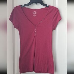 Old Navy Women's Berry Short Sleeve Tee